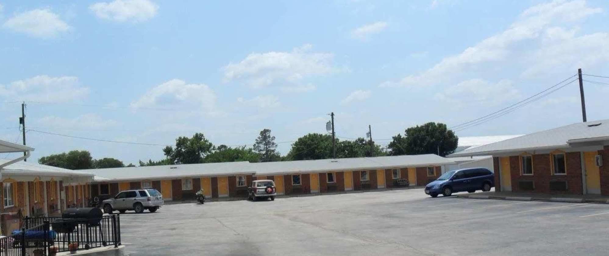 Muenster A-Ok Motel מראה חיצוני תמונה