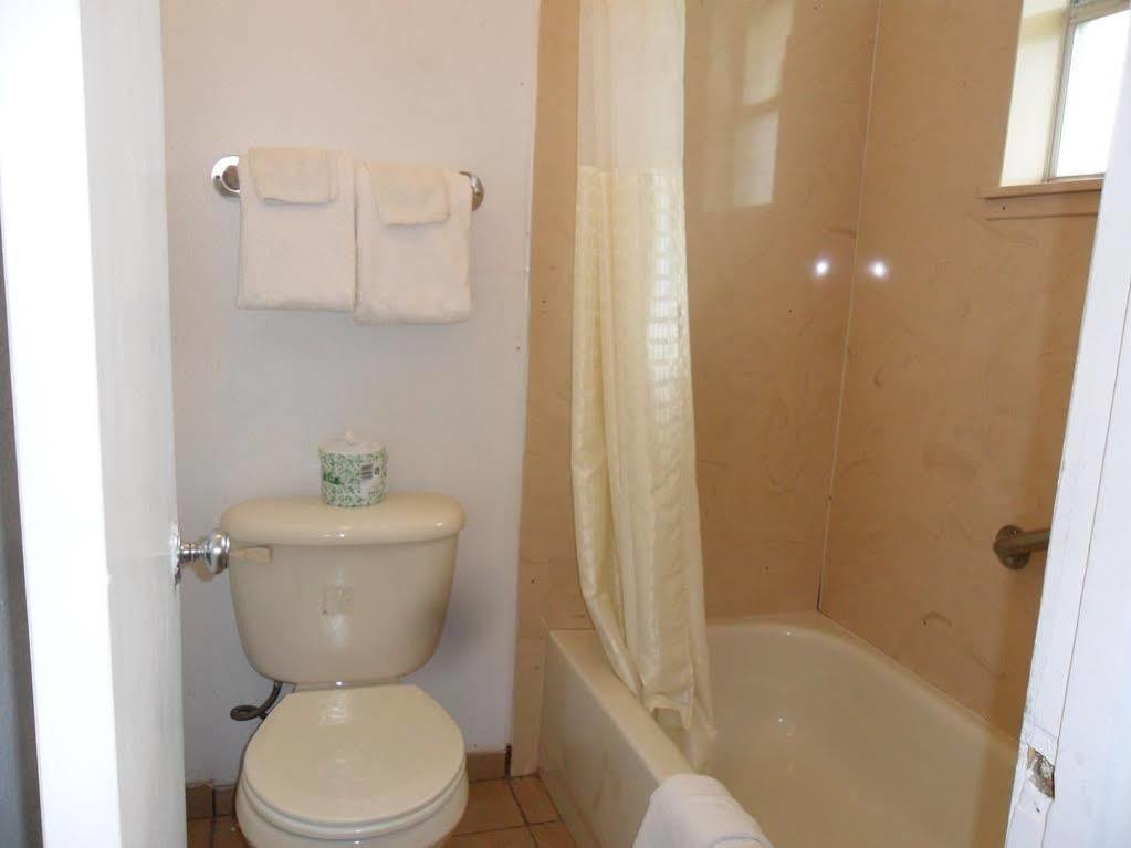 Muenster A-Ok Motel מראה חיצוני תמונה