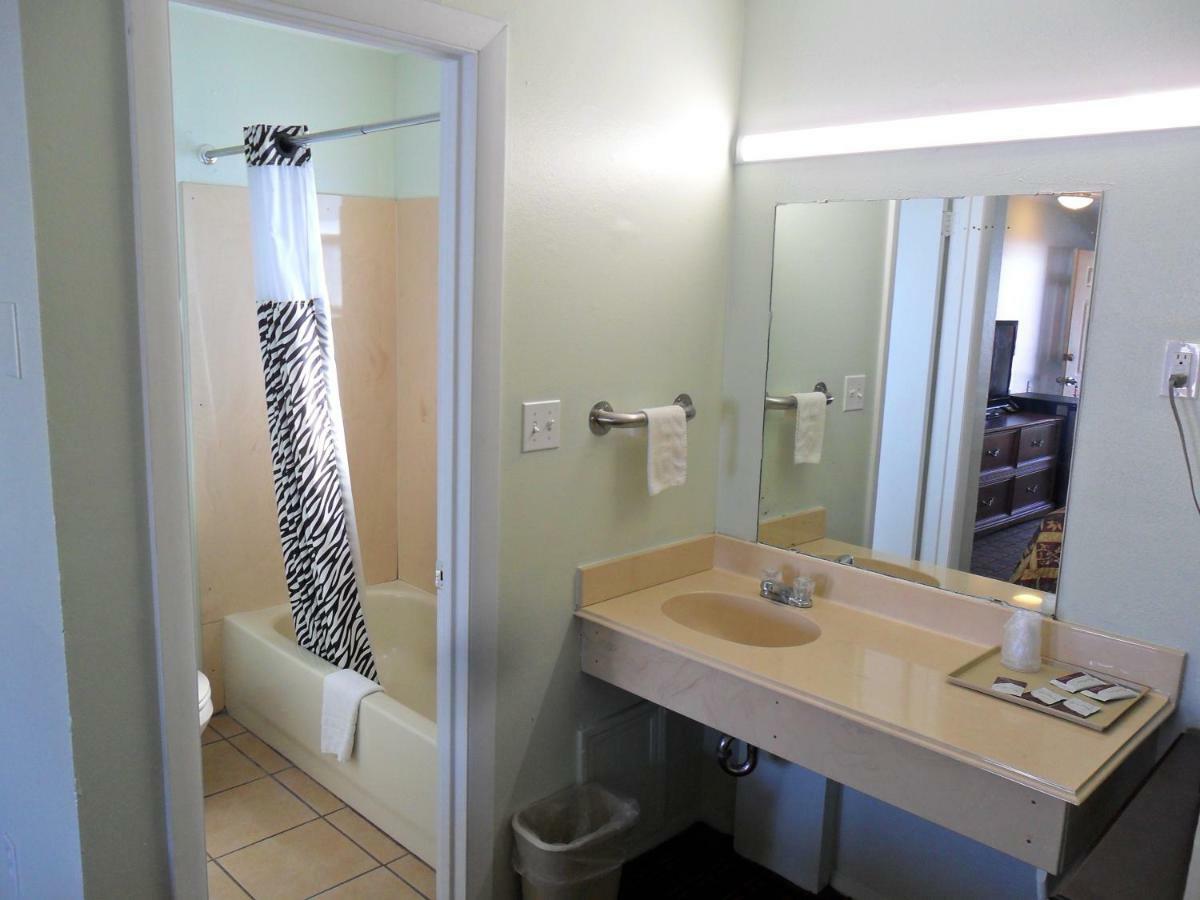 Muenster A-Ok Motel מראה חיצוני תמונה